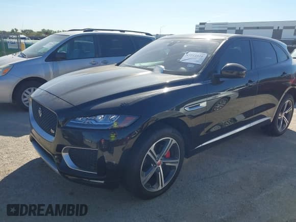 ✅ 2017 Jaguar F-Pace S • VIN: SADCM2BV8HA899691 • Лот: 43511616. Опубликован ранее на IAAI с пробегом 123 616 миль. Бесплатный доступ к архиву аукционных продаж из США и подробный отчёт об истории автомобиля на DreamBid. Изображение 6.