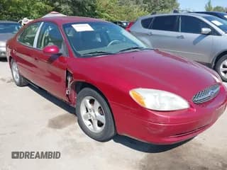✅ 2000 Ford Taurus SES • VIN: 1FAFP55SXYA138928 • Lot: 43210562. Listed on IAAI with 146,951 mi. Free auction sales archive from the USA and detailed vehicle history report at DreamBid. Image 1.