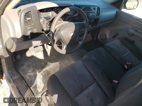 ✅ 2008 Chevrolet Silverado 1500 Work Truck • VIN: 1GCEC14X58Z168797 • Lot: 90305715. Listed on Copart with 167,577 mi. Free auction sales archive from the USA and detailed vehicle history report at DreamBid. Image 8.