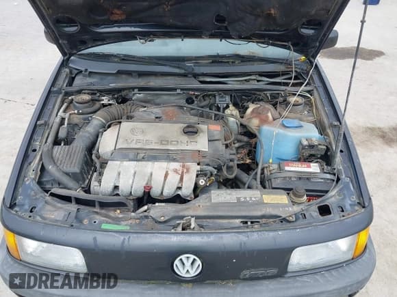 ✅ 1993 Volkswagen Passat • VIN: WVWJD4313PE090097 • Lot: 43043445. Wystawiony na IAAI z przebiegiem Nie podano. Bezpłatny archiwum sprzedaży aukcyjnych z USA i szczegółowy raport historii pojazdu na DreamBid. Zdjęcie 10.