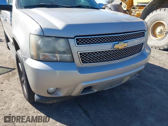 ✅ 2007 Chevrolet Suburban LTZ • VIN: 1GNFK16367J308989 • Лот: 43692533. Опубликован ранее на IAAI с пробегом 145 523 миль. Бесплатный доступ к архиву аукционных продаж из США и подробный отчёт об истории автомобиля на DreamBid. Изображение 6.
