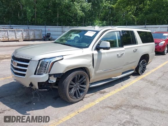 ✅ 2015 Cadillac Escalade ESV Luxury • VIN: 1GYS4SKJ5FR555409 • Lot: 42660358. Listed on IAAI with 127,326 mi. Free auction sales archive from the USA and detailed vehicle history report at DreamBid. Image 17.