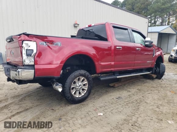 ✅ 2017 Ford F-250 Lariat • VIN: 1FT7W2BT8HEC94990 • Lot: 90404525. Listed on Copart with 64,852 mi. Free auction sales archive from the USA and detailed vehicle history report at DreamBid. Image 3.