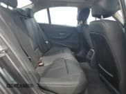 ✅ 2015 BMW 3 Series 320i xDrive • VIN: WBA3C3G56FNS76652 • Lot: 60138915. Wystawiony na Copart z przebiegiem 69 285 mil. Bezpłatny archiwum sprzedaży aukcyjnych z USA i szczegółowy raport historii pojazdu na DreamBid. Zdjęcie 10.