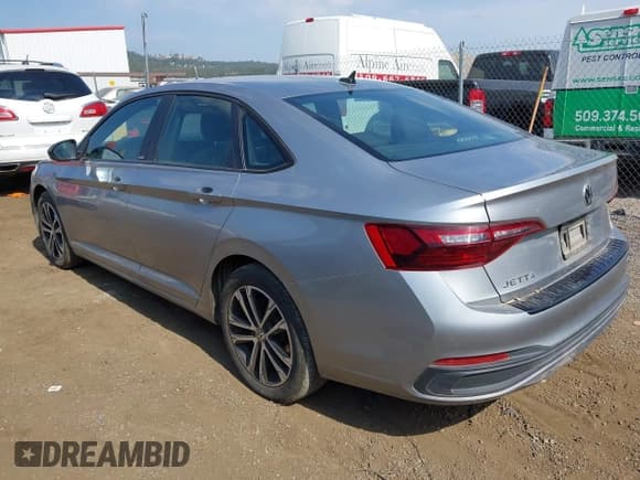 ✅ 2023 Volkswagen Jetta Sport • VIN: 3VWAM7BU8PM016307 • Lot: 43159160. Listed on IAAI with 41,798 mi. Free auction sales archive from the USA and detailed vehicle history report at DreamBid. Image 3.