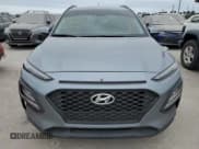 ✅ 2021 Hyundai Kona SEL • VIN: KM8K22AA2MU648472 • Лот: 76543664. Опубликован ранее на Copart с пробегом 46 323 миль. Бесплатный доступ к архиву аукционных продаж из США и подробный отчёт об истории автомобиля на DreamBid. Изображение 5.