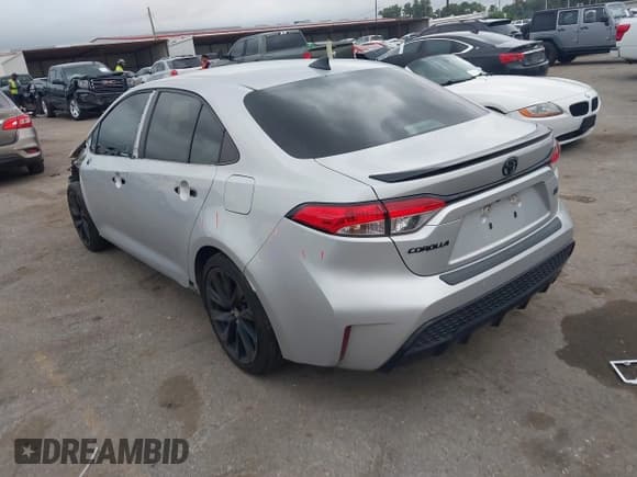✅ 2020 Toyota Corolla SE • VIN: 5YFS4RCE3LP046389 • Lot: 42462586. Wystawiony na IAAI z przebiegiem 83 747 mil. Bezpłatny archiwum sprzedaży aukcyjnych z USA i szczegółowy raport historii pojazdu na DreamBid. Zdjęcie 3.