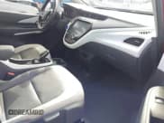 ✅ 2020 Chevrolet Bolt EV Premier • VIN: 1G1FZ6S07L4144327 • Lot: 41723931. Wystawiony na IAAI z przebiegiem 33 741 mil. Bezpłatny archiwum sprzedaży aukcyjnych z USA i szczegółowy raport historii pojazdu na DreamBid. Zdjęcie 5.