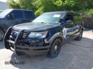 ✅ 2016 Ford Police Interceptor Utility • VIN: 1FM5K8AR5GGD16437 • Lot: 41998634. Wystawiony na IAAI z przebiegiem 134 199 mil. Bezpłatny archiwum sprzedaży aukcyjnych z USA i szczegółowy raport historii pojazdu na DreamBid. Zdjęcie 2.