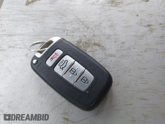 ✅ 2013 Kia Sorento EX • VIN: 5XYKU4A69DG365736 • Lot: 42127780. Listed on IAAI with 184,410 mi. Free auction sales archive from the USA and detailed vehicle history report at DreamBid. Image 11.