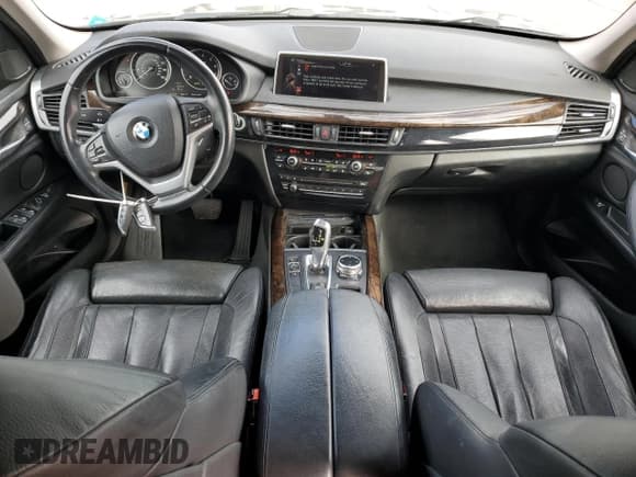 ✅ 2014 BMW X5 sDrive35i • VIN: 5UXKR2C56E0H34152 • Lot: 91516345. Wystawiony na Copart z przebiegiem 135 701 mil. Bezpłatny archiwum sprzedaży aukcyjnych z USA i szczegółowy raport historii pojazdu na DreamBid. Zdjęcie 8.