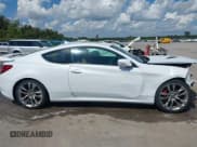 ✅ 2016 Hyundai Genesis Coupe Ultimate • VIN: KMHHU6KJ3GU132491 • Lot: 43395523. Wystawiony na IAAI z przebiegiem 74 543 mil. Bezpłatny archiwum sprzedaży aukcyjnych z USA i szczegółowy raport historii pojazdu na DreamBid. Zdjęcie 14.