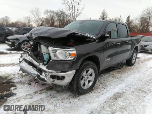 2019 Ram 1500 Big Horn z VIN 1C6RRFFG2KN904627, wystawiony jako IAAI lot #41581062 z przebiegiem 54 840 mil mil oraz . Historia ofert i sprzedaży dostępna na DreamBid. Obrazek 17.