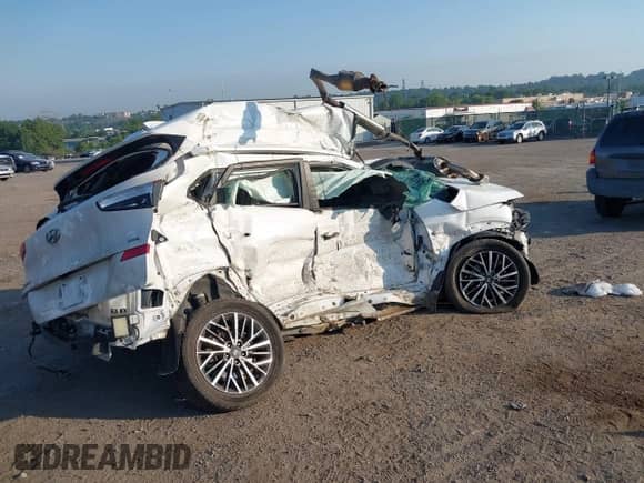 2020 Hyundai Tucson SEL with VIN KM8J3CAL9LU144547, listed as a IAAI auction lot 42869898 with Not provided miles and . Bid and sale history available at DreamBid. Image 4.