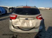 ✅ 2015 Ford C-Max SEL • VIN: 1FADP5CU6FL122335 • Lot: 85504375. Wystawiony na Copart z przebiegiem 109 944 mil. Bezpłatny archiwum sprzedaży aukcyjnych z USA i szczegółowy raport historii pojazdu na DreamBid. Zdjęcie 6.