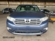 ✅ 2013 Toyota Highlander • VIN: 5TDZK3EH1DS131796 • Lot: 93260445. Listed on Copart with 214,220 mi. Free auction sales archive from the USA and detailed vehicle history report at DreamBid. Image 5.