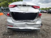 ✅ 2017 Hyundai Elantra SE • VIN: 5NPD84LF7HH011836 • Lot: 71721195. Listed on Copart with 66,610 mi. Free auction sales archive from the USA and detailed vehicle history report at DreamBid. Image 6.