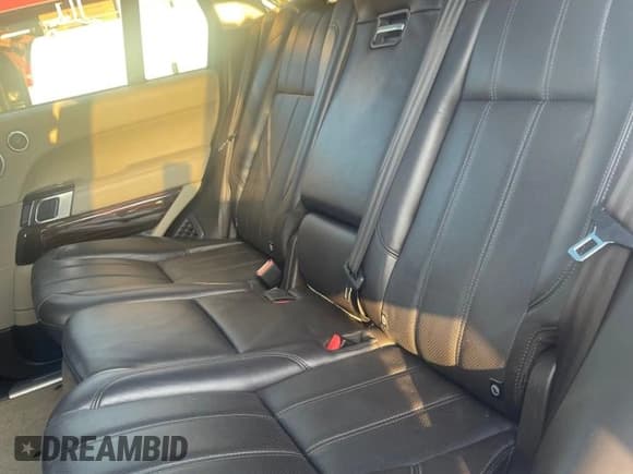 ✅ 2013 Land Rover Range Rover HSE • VIN: SALGS2DF8DA115067 • Lot: 71732495. Listed on Copart with 145,478 mi. Free auction sales archive from the USA and detailed vehicle history report at DreamBid. Image 6.