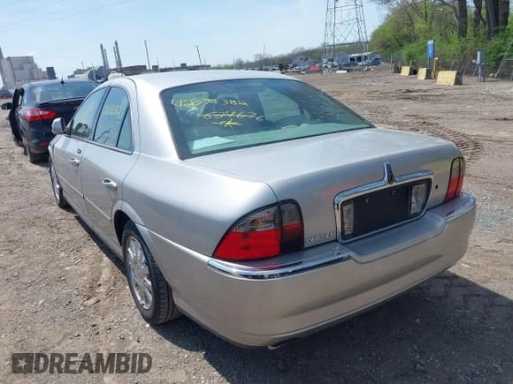 ✅ 2004 Lincoln LS Luxury • VIN: 1LNHM86S64Y624676 • Лот: 42098382. Опубликован ранее на IAAI с пробегом 112 796 миль. Бесплатный доступ к архиву аукционных продаж из США и подробный отчёт об истории автомобиля на DreamBid. Изображение 3.