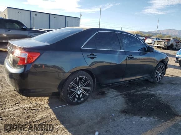 ✅ 2012 Toyota Camry XLE • VIN: 4T4BF1FK2CR172101 • Лот: 87482145. Опубликован ранее на Copart с пробегом 180 743 миль. Бесплатный доступ к архиву аукционных продаж из США и подробный отчёт об истории автомобиля на DreamBid. Изображение 3.