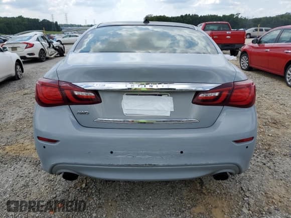 ✅ 2018 Infiniti Q70 Luxe • VIN: JN1BY1AR4JM220761 • Lot: 67627515. Listed on Copart with 110,383 mi. Free auction sales archive from the USA and detailed vehicle history report at DreamBid. Image 6.