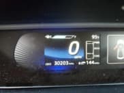 ✅ 2018 Toyota Mirai • VIN: JTDBVRBD0JA004690 • Lot: 75329864. Wystawiony na Copart z przebiegiem 30 203 mil. Bezpłatny archiwum sprzedaży aukcyjnych z USA i szczegółowy raport historii pojazdu na DreamBid. Zdjęcie 9.