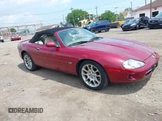 ✅ 2000 Jaguar XK • VIN: SAJJA42CXYNA02499 • Lot: 42508046. Wystawiony na IAAI z przebiegiem 70 082 mil. Bezpłatny archiwum sprzedaży aukcyjnych z USA i szczegółowy raport historii pojazdu na DreamBid. Zdjęcie 1.