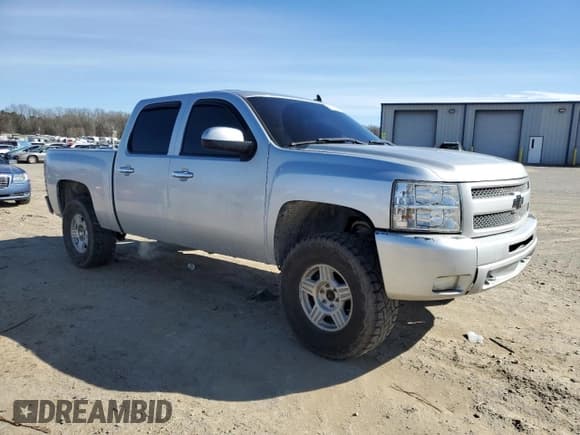 ✅ 2010 Chevrolet Silverado 1500 LTZ • VIN: 3GCRKTE25AG243295 • Лот: 47752225. Опубликован ранее на Copart с пробегом 199 042 миль. Бесплатный доступ к архиву аукционных продаж из США и подробный отчёт об истории автомобиля на DreamBid. Изображение 4.