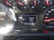 ✅ 2022 Chevrolet Silverado 1500 Custom Trail Boss • VIN: 3GCPDCEK9NG631542 • Lot: 43430388. Wystawiony na IAAI z przebiegiem 42 898 mil. Bezpłatny archiwum sprzedaży aukcyjnych z USA i szczegółowy raport historii pojazdu na DreamBid. Zdjęcie 15.