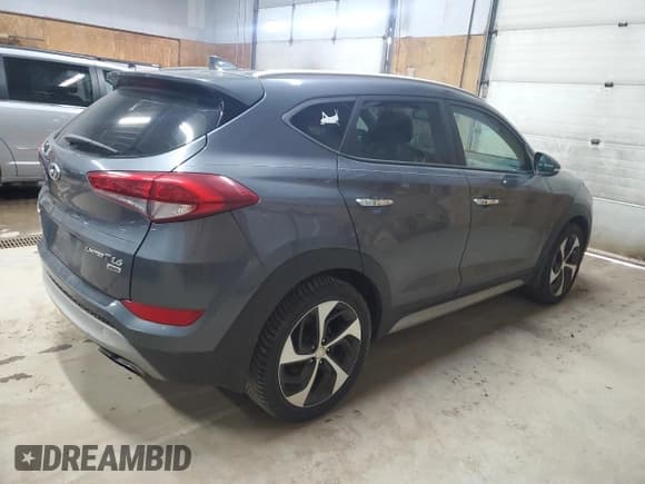 ✅ 2017 Hyundai Tucson Sport • VIN: KM8J3CA22HU364840 • Лот: 90939935. Опубликован ранее на Copart с пробегом 116 225 миль. Бесплатный доступ к архиву аукционных продаж из США и подробный отчёт об истории автомобиля на DreamBid. Изображение 3.