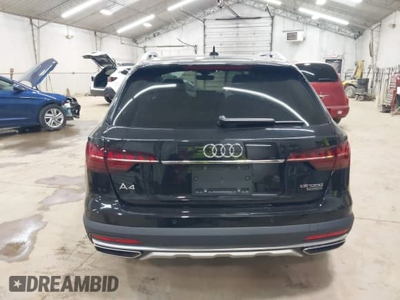 ✅ 2023 Audi A4 allroad Premium Plus • VIN: WA18AAF4XPA069714 • Лот: 42833393. Опубликован ранее на IAAI с пробегом 14 154 миль. Бесплатный доступ к архиву аукционных продаж из США и подробный отчёт об истории автомобиля на DreamBid. Изображение 16.