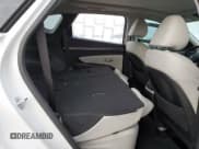 ✅ 2024 Hyundai Tucson SEL Convenience • VIN: KM8JCCD17RU212749 • Lot: 74913984. Wystawiony na Copart z przebiegiem Nie podano. Bezpłatny archiwum sprzedaży aukcyjnych z USA i szczegółowy raport historii pojazdu na DreamBid. Zdjęcie 11.