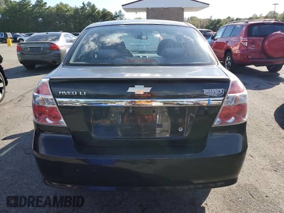 2010 Chevrolet Aveo 1LT with VIN KL1TD5DE9AB124415, listed as a Copart auction lot 82169945 with 150,540 mi miles and Clean title. Bid and sale history available at DreamBid. Image 6.