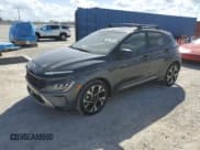 ✅ 2022 Hyundai Kona Limited • VIN: KM8K53A32NU771558 • Лот: 76175074. Опубликован ранее на Copart с пробегом 21 023 миль. Бесплатный доступ к архиву аукционных продаж из США и подробный отчёт об истории автомобиля на DreamBid. Изображение 1.