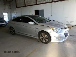 ✅ 2011 Hyundai Sonata Hybrid • VIN: KMHEC4A41BA002810 • Lot: 86480695. Wystawiony na Copart z przebiegiem 131 183 mil. Bezpłatny archiwum sprzedaży aukcyjnych z USA i szczegółowy raport historii pojazdu na DreamBid. Zdjęcie 4.