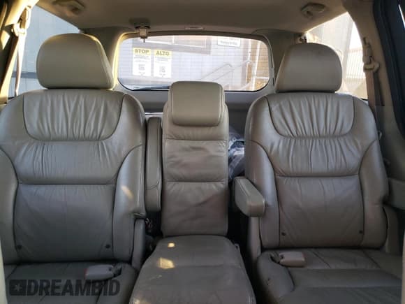 ✅ 2009 Honda Odyssey EX-L • VIN: 5FNRL38609B022992 • Lot: 90474065. Listed on Copart with 106,975 mi. Free auction sales archive from the USA and detailed vehicle history report at DreamBid. Image 10.