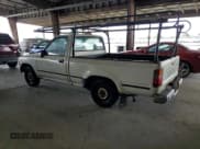 ✅ 1995 Toyota Pickup • VIN: JT4RN81A4S5207818 • Lot: 68381985. Wystawiony na Copart z przebiegiem 254 035 mil. Bezpłatny archiwum sprzedaży aukcyjnych z USA i szczegółowy raport historii pojazdu na DreamBid. Zdjęcie 2.