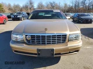 ✅ 1998 Cadillac d'Elegance • VIN: 1G6KE54Y5WU711754 • Lot: 80521654. Wystawiony na Copart z przebiegiem 59 044 mil. Bezpłatny archiwum sprzedaży aukcyjnych z USA i szczegółowy raport historii pojazdu na DreamBid. Zdjęcie 5.