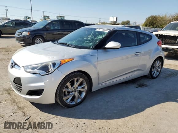 ✅ 2016 Hyundai Veloster • VIN: KMHTC6AD4GU277791 • Lot: 76111554. Wystawiony na Copart z przebiegiem 114 206 mil. Bezpłatny archiwum sprzedaży aukcyjnych z USA i szczegółowy raport historii pojazdu na DreamBid. Zdjęcie 1.