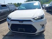 ✅ 2024 Toyota Highlander XLE • VIN: 5TDAAAB50RS019075 • Lot: 42746330. Wystawiony na IAAI z przebiegiem 70 523 mil. Bezpłatny archiwum sprzedaży aukcyjnych z USA i szczegółowy raport historii pojazdu na DreamBid. Zdjęcie 12.