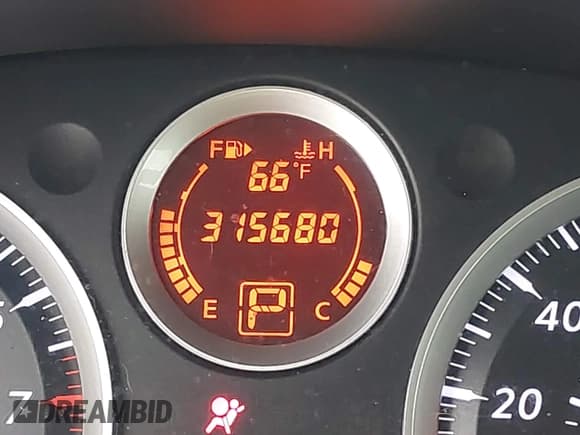 ✅ 2012 Nissan Sentra 2.0 • VIN: 3N1AB6AP0CL720003 • Lot: 42350504. Wystawiony na IAAI z przebiegiem 315 680 mil. Bezpłatny archiwum sprzedaży aukcyjnych z USA i szczegółowy raport historii pojazdu na DreamBid. Zdjęcie 12.