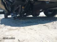 ✅ 2025 Ford F-150 XL • VIN: 1FTMF1LP2SKD18160 • Lot: 43058340. Wystawiony na IAAI z przebiegiem 4 949 mil. Bezpłatny archiwum sprzedaży aukcyjnych z USA i szczegółowy raport historii pojazdu na DreamBid. Zdjęcie 19.