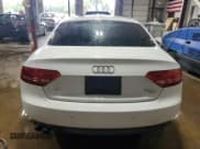 ✅ 2011 Audi A5 Premium Plus • VIN: WAURFAFR3BA018620 • Lot: 62103635. Wystawiony na Copart z przebiegiem 112 859 mil. Bezpłatny archiwum sprzedaży aukcyjnych z USA i szczegółowy raport historii pojazdu na DreamBid. Zdjęcie 6.