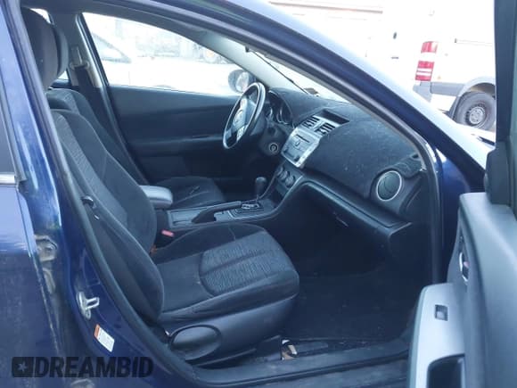 ✅ 2009 Mazda 6 i Sport • VIN: 1YVHP81A595M37524 • Lot: 43831789. Wystawiony na IAAI z przebiegiem 169 455 mil. Bezpłatny archiwum sprzedaży aukcyjnych z USA i szczegółowy raport historii pojazdu na DreamBid. Zdjęcie 5.