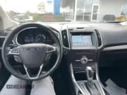 ✅ 2017 Ford Edge Titanium • VIN: 2FMPK3K90HBB21140 • Lot: 92097555. Wystawiony na Copart z przebiegiem 90 679 mil. Bezpłatny archiwum sprzedaży aukcyjnych z USA i szczegółowy raport historii pojazdu na DreamBid. Zdjęcie 9.