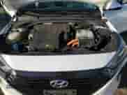 2017 Hyundai Ioniq SEL с VIN KMHC75LC0HU049422, выставлен на аукционе Copart как лот 91028445 с пробегом 279 921 миль миль и Списание • Salvage title. История ставок и продаж доступна на DreamBid. Изображение 11.
