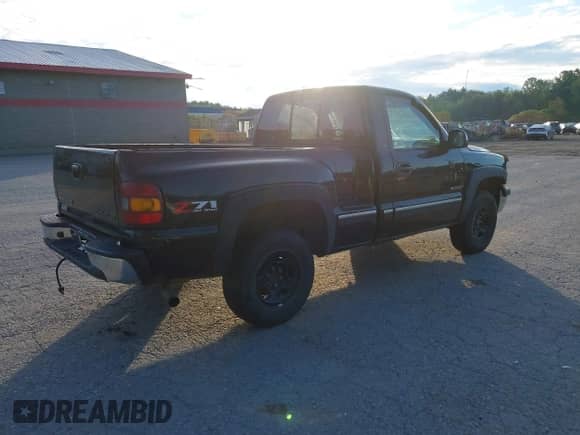 2002 Chevrolet Silverado 1500 LS with VIN 1GCEK14T92Z186601, listed as a IAAI auction lot 43091176 with 110,697 mi miles and . Bid and sale history available at DreamBid. Image 4.