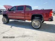 ✅ 2015 GMC Sierra 2500HD SLT • VIN: 1GT12ZE80FF522330 • Lot: 70948265. Wystawiony na Copart z przebiegiem 153 685 mil. Bezpłatny archiwum sprzedaży aukcyjnych z USA i szczegółowy raport historii pojazdu na DreamBid. Zdjęcie 2.