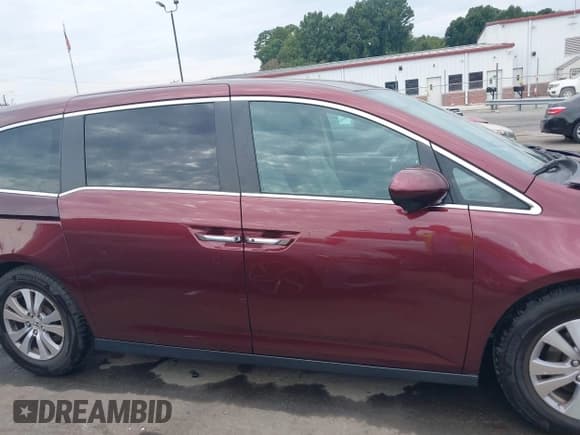 ✅ 2016 Honda Odyssey EX-L • VIN: 5FNRL5H65GB021569 • Lot: 43289144. Listed on IAAI with 44,273 mi. Free auction sales archive from the USA and detailed vehicle history report at DreamBid. Image 13.