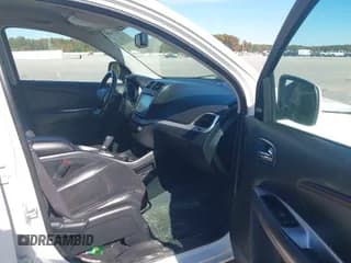 ✅ 2015 Dodge Journey R/T • VIN: 3C4PDDEG9FT611964 • Lot: 43521659. Wystawiony na IAAI z przebiegiem 176 098 mil. Bezpłatny archiwum sprzedaży aukcyjnych z USA i szczegółowy raport historii pojazdu na DreamBid. Zdjęcie 5.